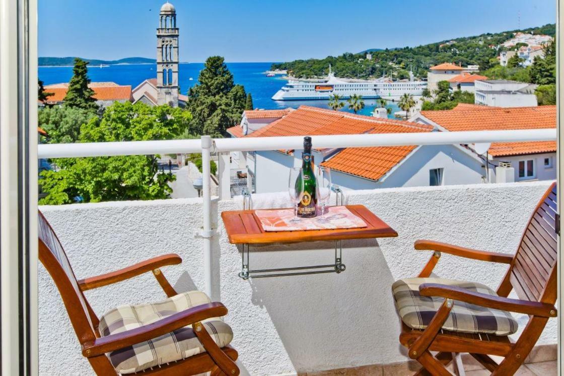 Apartments Jacky Hvar Town Extérieur photo